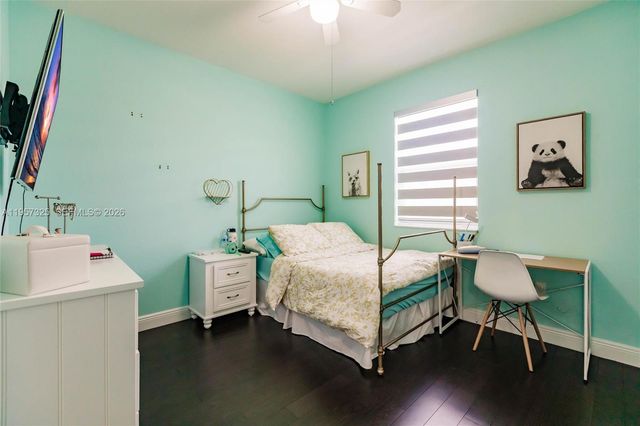 17063 SW 91st St, Miami, FL 33196