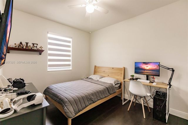 17063 SW 91st St, Miami, FL 33196