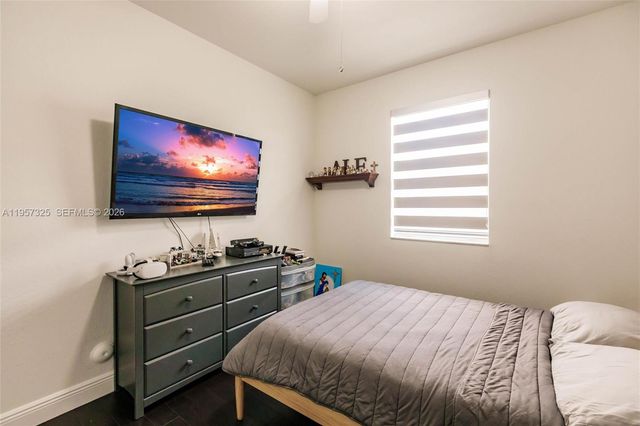 17063 SW 91st St, Miami, FL 33196