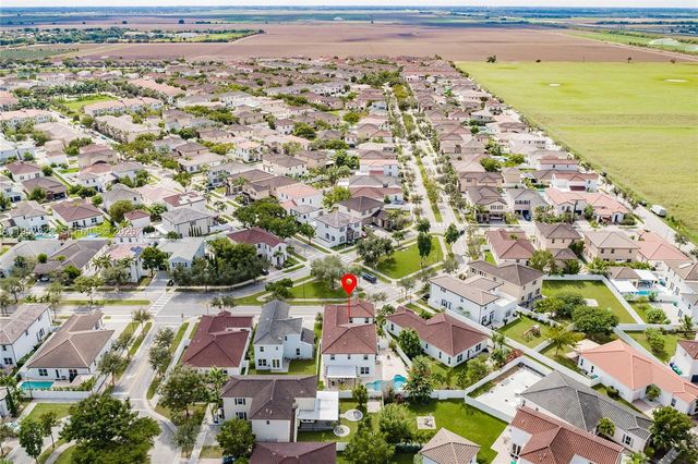 17063 SW 91st St, Miami, FL 33196