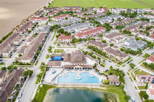 17063 SW 91st St, Miami, FL 33196