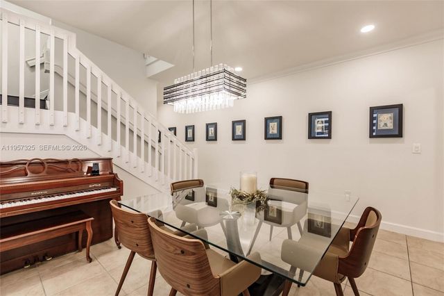 17063 SW 91st St, Miami, FL 33196