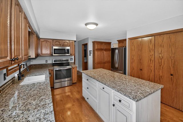 2070 S 103rd COURT, West Allis, WI 53227