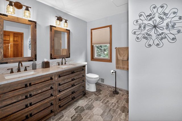 2070 S 103rd COURT, West Allis, WI 53227