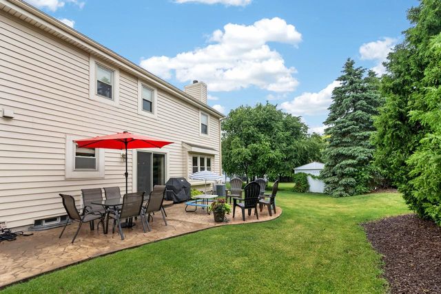 2070 S 103rd COURT, West Allis, WI 53227