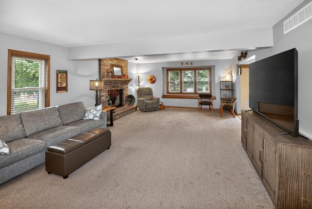 2070 S 103rd COURT, West Allis, WI 53227