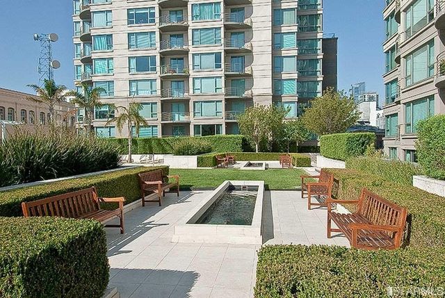 219 Brannan Street 3H, San Francisco, CA 94107