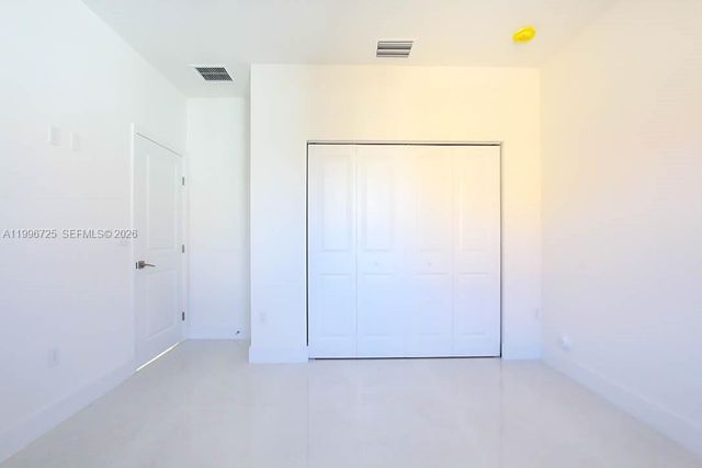 15631 SW 11th Ter, Miami, FL 33194