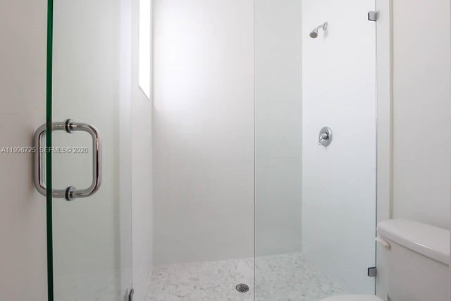 15631 SW 11th Ter, Miami, FL 33194