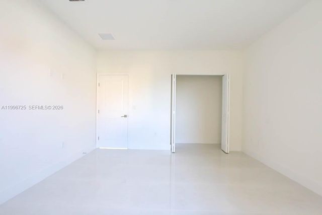 15631 SW 11th Ter, Miami, FL 33194