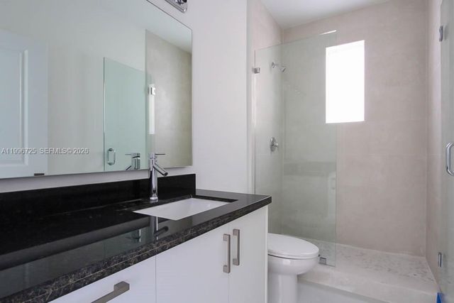 15631 SW 11th Ter, Miami, FL 33194