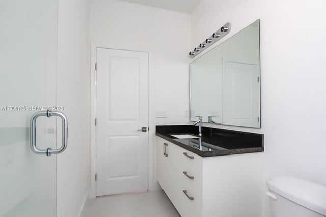 15631 SW 11th Ter, Miami, FL 33194