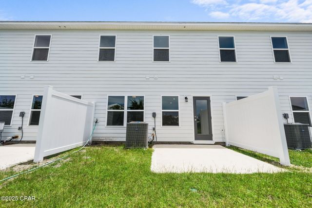 5892 Tyndall Place, Panama City, FL 32404