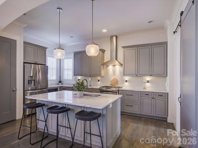 2574 Barry Street, Charlotte, NC 28205