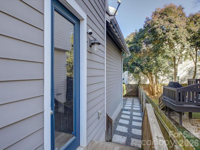 2574 Barry Street, Charlotte, NC 28205