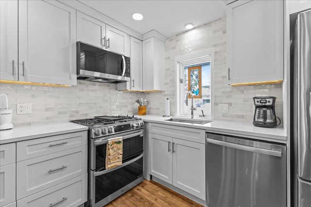 131 Village Green Dr Unit 5A, Stowe, VT 05672