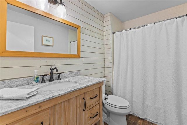 131 Village Green Dr Unit 5A, Stowe, VT 05672