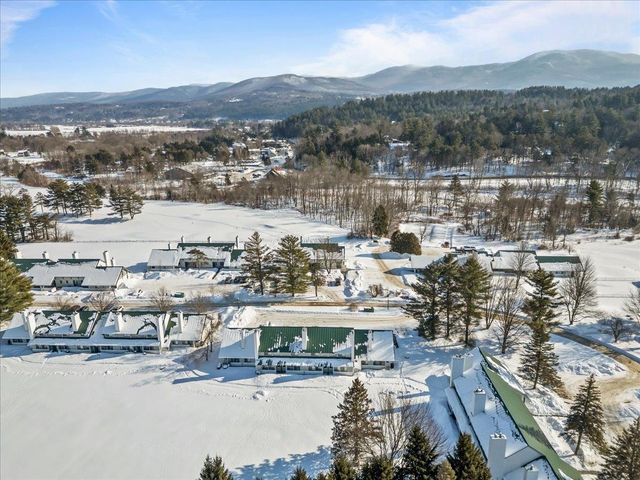 131 Village Green Dr Unit 5A, Stowe, VT 05672