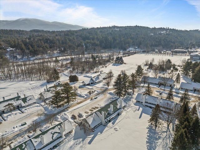 131 Village Green Dr Unit 5A, Stowe, VT 05672