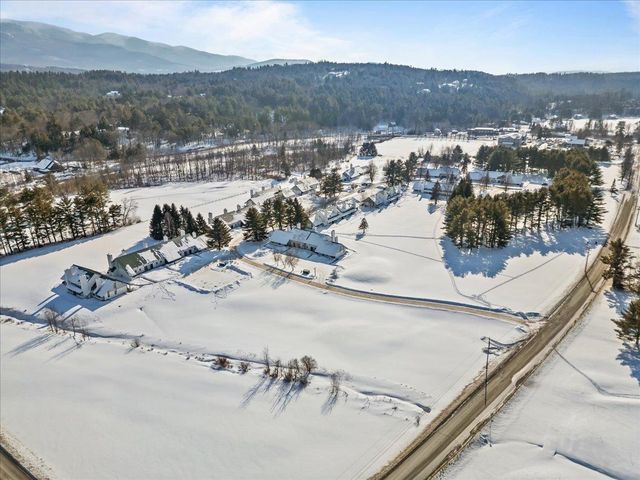 131 Village Green Dr Unit 5A, Stowe, VT 05672