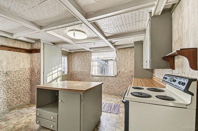 3537 Adams Avenue, Saginaw, MI 48602