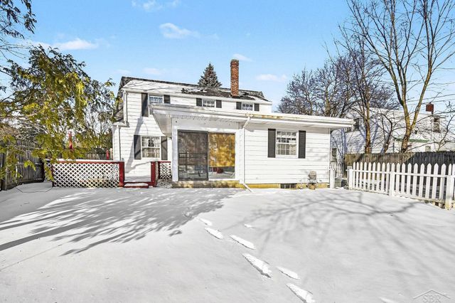 3537 Adams Avenue, Saginaw, MI 48602