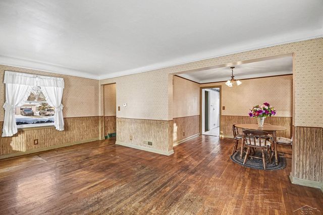 3537 Adams Avenue, Saginaw, MI 48602