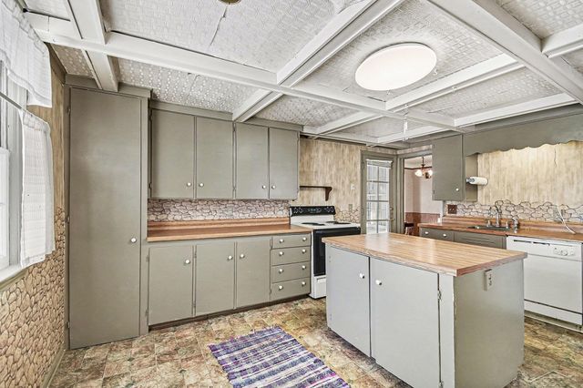 3537 Adams Avenue, Saginaw, MI 48602