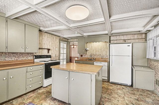 3537 Adams Avenue, Saginaw, MI 48602