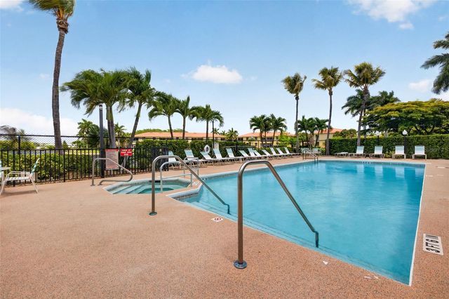 4109 BELLASOL CIRCLE 1113, Fort Myers, FL 33916