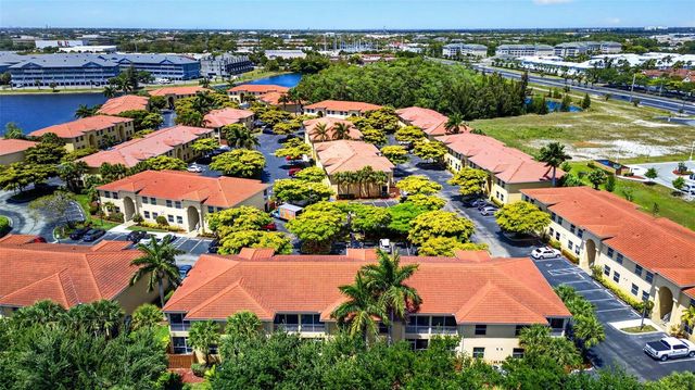 4109 BELLASOL CIRCLE 1113, Fort Myers, FL 33916