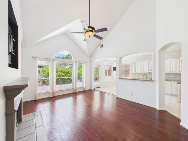 5407 Lake Place Drive, Houston, TX 77041