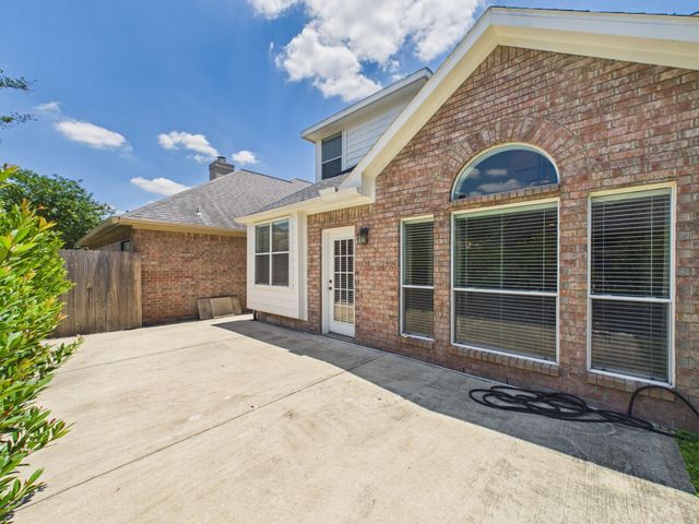 5407 Lake Place Drive, Houston, TX 77041
