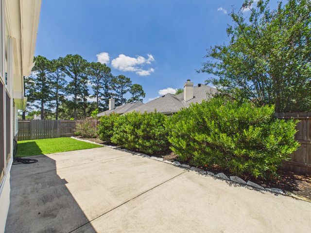 5407 Lake Place Drive, Houston, TX 77041