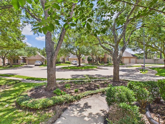 5407 Lake Place Drive, Houston, TX 77041