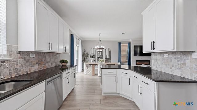 3933 Legend Pond Drive, New Braunfels, TX 78130