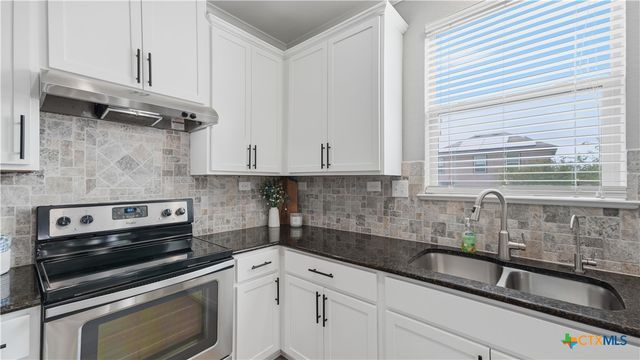 3933 Legend Pond Drive, New Braunfels, TX 78130