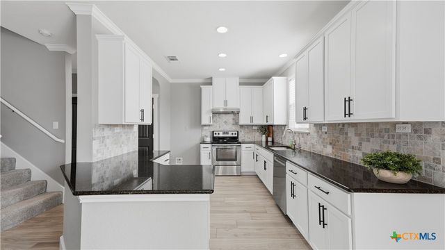 3933 Legend Pond Drive, New Braunfels, TX 78130