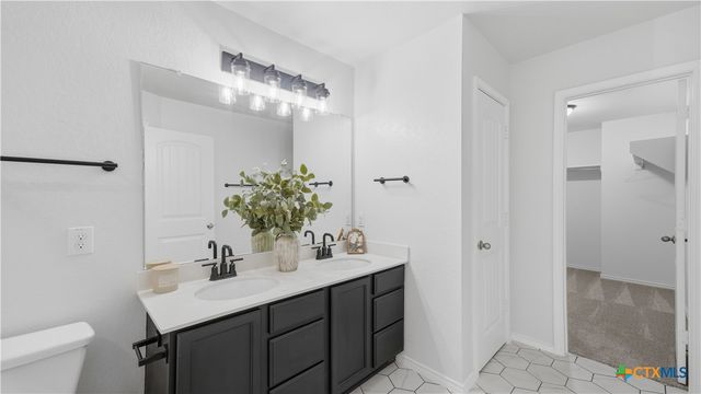 3933 Legend Pond Drive, New Braunfels, TX 78130