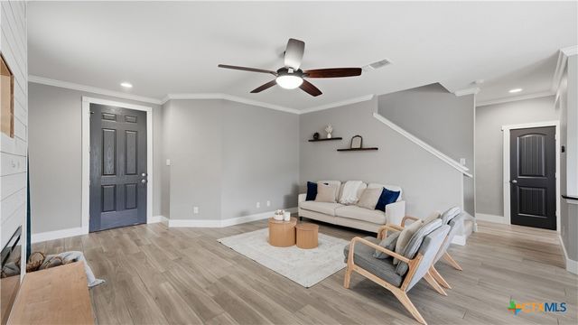 3933 Legend Pond Drive, New Braunfels, TX 78130