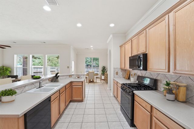 6743 Pacific Crest Court, Humble, TX 77346