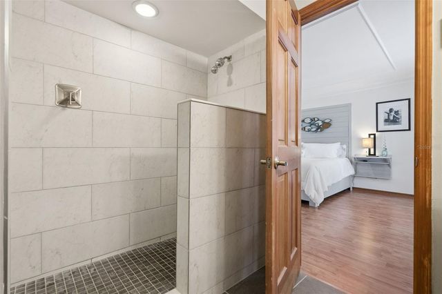 10400 LAKE LOUISA ROAD, Clermont, FL 34711