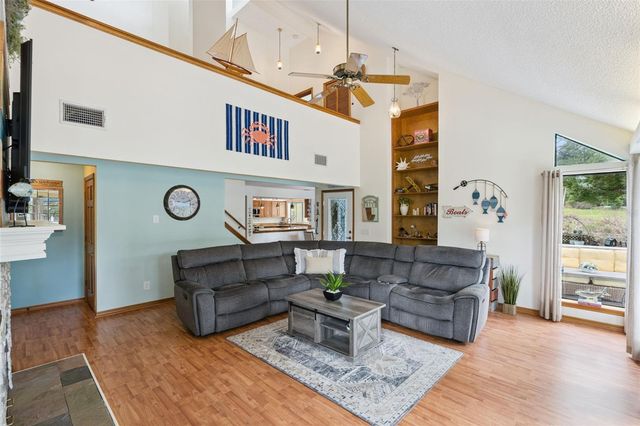 10400 LAKE LOUISA ROAD, Clermont, FL 34711