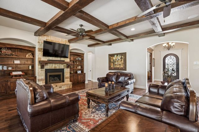 8900 Augusta Drive, Granbury, TX 76049