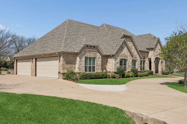 8900 Augusta Drive, Granbury, TX 76049