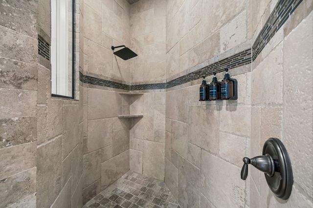 8900 Augusta Drive, Granbury, TX 76049