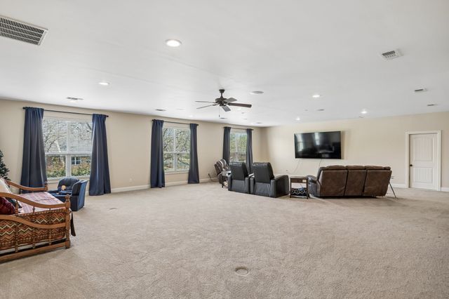 8900 Augusta Drive, Granbury, TX 76049