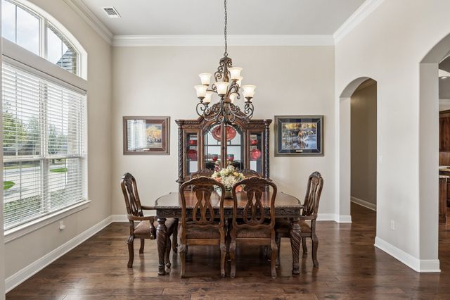 8900 Augusta Drive, Granbury, TX 76049