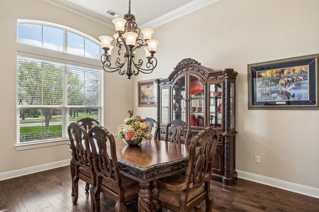 8900 Augusta Drive, Granbury, TX 76049