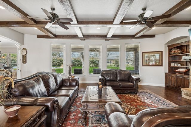 8900 Augusta Drive, Granbury, TX 76049